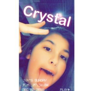 Meet your Posher, Crystal